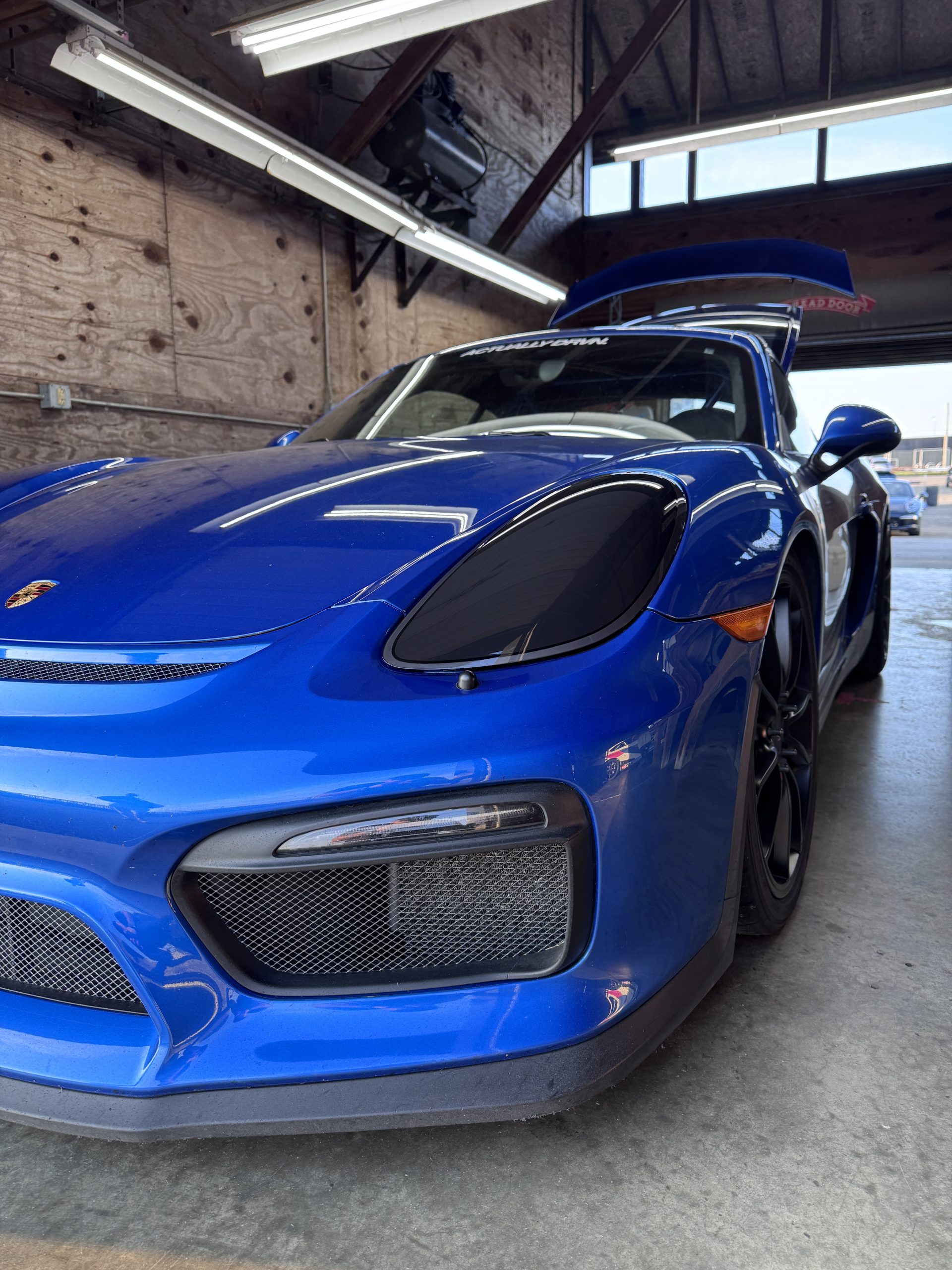 981 Cayman / Boxster GT4 Lightweight Shells for Track Use - Image 4